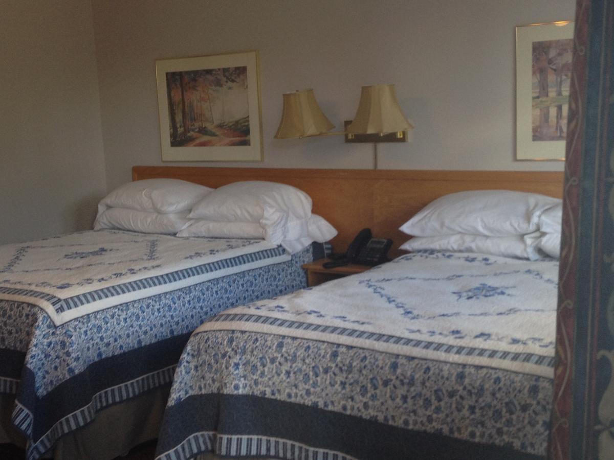 My Friends Inn Manitoulin Manitowaning Extérieur photo