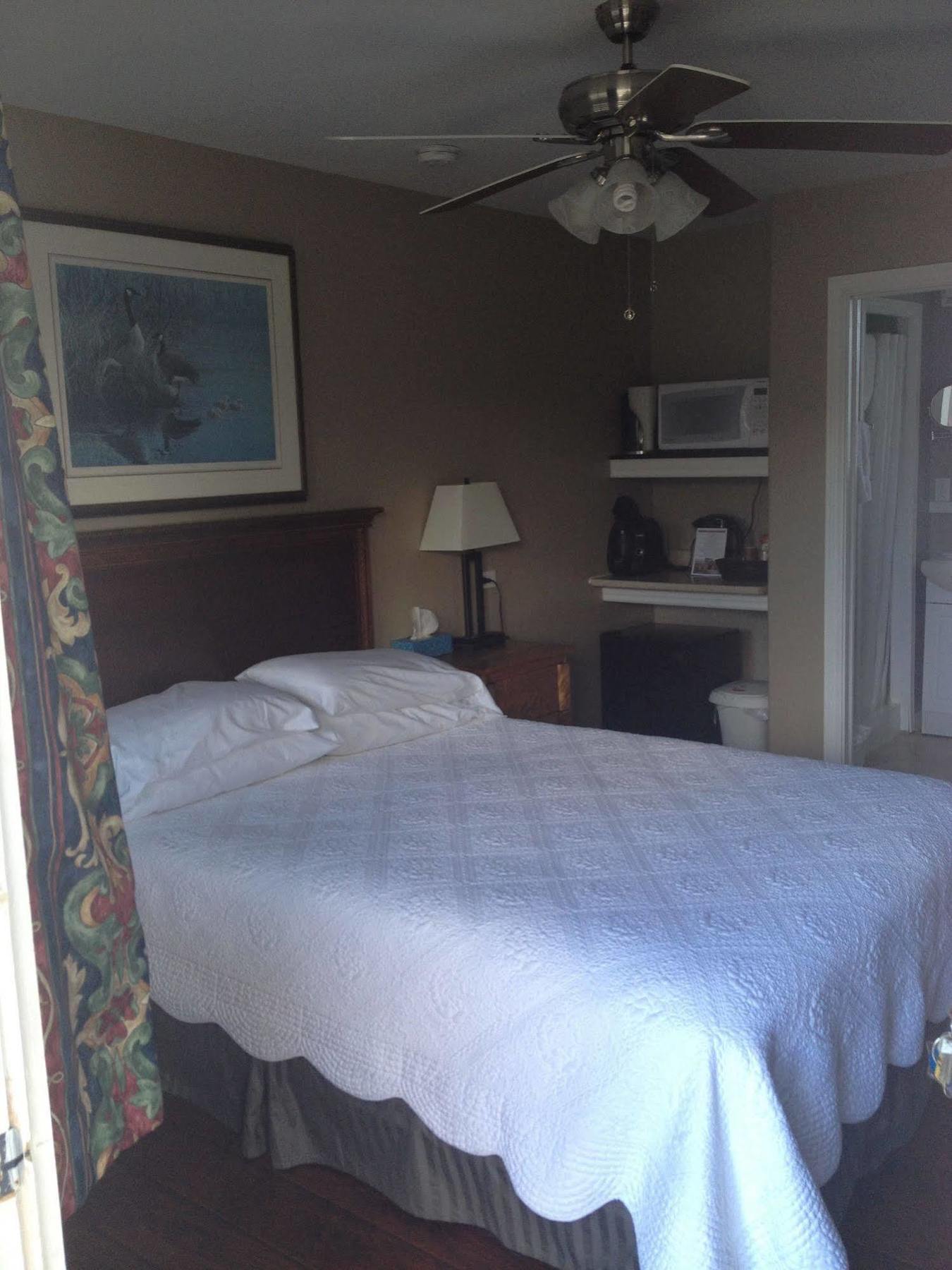 My Friends Inn Manitoulin Manitowaning Extérieur photo
